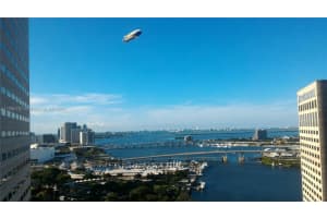 325 S Biscayne Blvd 3414, Miami