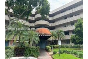 1001 Colony Point Cir, Pembroke Pines, FL 33026, Sold 03/13/25