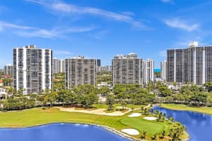 3701 N Country Club Dr 1206, Aventura