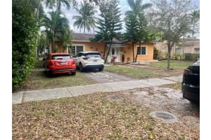 329 Minola Dr, Miami Springs, FL 33166, - MLS#A11760749