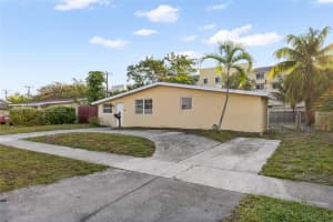 3430 Nw 43rd Ave Lauderdale Lakes, FL 33319 - MLS#A11760808
