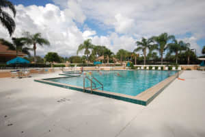 102 Seashore Dr, Jupiter, FL 33477, Sold 03/18/25