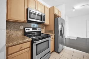 6001 SW 70th St APT 514, South Miami, FL 33143, Sold 04/15/25