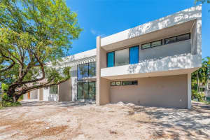 5921 Sw 84th St, South Miami