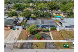 3911 SW 60th Ave, Davie, FL 33314, Sold 06/20/25