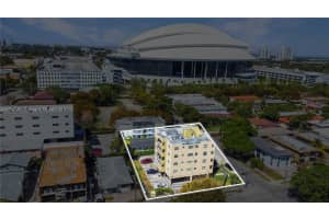 1312 NW 4th St APT 402, Miami, FL 33125, - MLS#A11760942