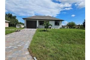 922 Dobbins St E, Lehigh Acres, FL 33974, - MLS#A11760957
