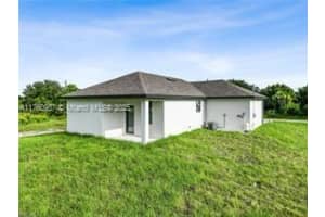 922 Dobbins St E, Lehigh Acres, FL 33974, - MLS#A11760957