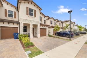 12824 Nw 22nd Pl 12824 Miami, FL 33167 - MLS#A11760977