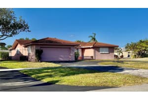 4701 Arthur St, Hollywood, FL 33021, Sold 07/31/25