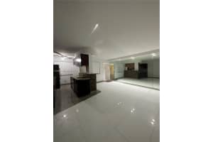 1100 NE 1st Ct APT 105, Hallandale Beach, FL 33009, - MLS#A11761079