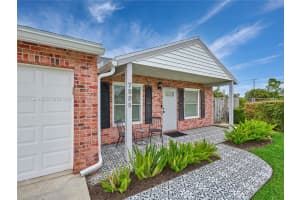 7998 Ridgewood Dr, Greenacres, FL 33467, Sold 05/30/25