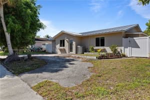 405 Sw 73rd Ave, North Lauderdale