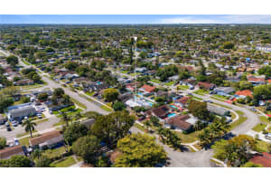 405 SW 73rd Ave, North Lauderdale, FL 33068, - MLS#A11761173