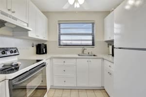1001 Colony Point Cir 514, Pembroke Pines