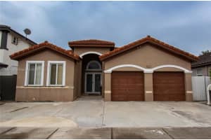 1142 Nw 135th Ct, Miami