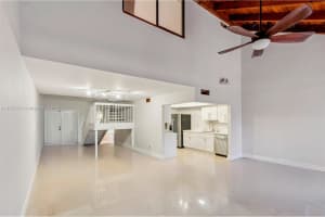 1041 N Hiatus Rd, Pembroke Pines, FL 33026, Sold 07/01/25