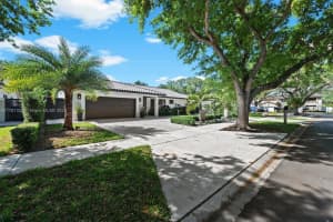 8360 NW 167th Terrace, Hialeah, FL 33016, Sold 04/28/25