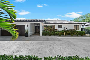 8360 NW 167th Terrace, Hialeah, FL 33016, Sold 04/28/25
