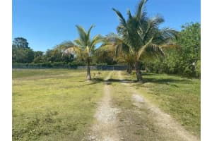15361 Sw 208th Ave Miami, FL 33187 Sold 07/24/25