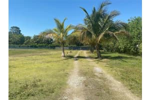 15361 Sw 208th Ave Miami, FL 33187 Sold 07/24/25
