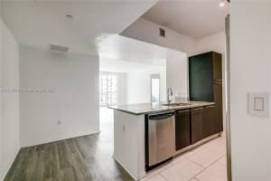 950 Brickell Bay Dr APT 1705, Miami, FL 33131, Sold 06/06/25