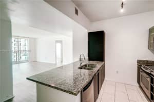 950 Brickell Bay Dr APT 1705, Miami, FL 33131, Sold 06/06/25