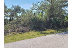 12133 Lenglen Ave Port Charlotte, FL 33981 - MLS#A11761452