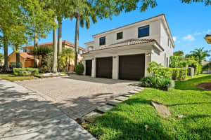 866 Hawthorn Terrace, Weston, FL 33327, Sold 05/30/25
