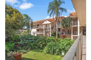 4705 SW 62nd Ave APT 203, Davie, FL 33314, Sold 04/21/25