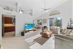 2918 Dublin Cir, Hollywood, FL 33026, Sold 05/02/25