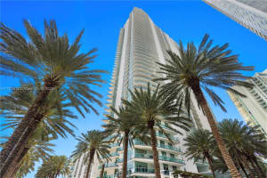 1331 Brickell Bay Dr #4409, Miami, FL 33131, Sold 05/30/25