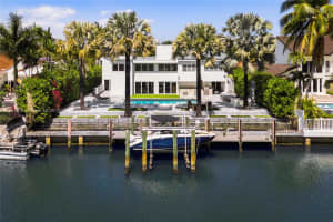 449 Holiday Dr, Hallandale Beach, FL 33009, - MLS#A11761618