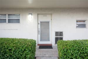 9423 S Hollybrook Lake Dr APT 108, Pembroke Pines, FL 33025, Sold 11/07/25