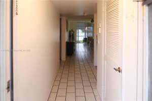 9423 S Hollybrook Lake Dr APT 108, Pembroke Pines, FL 33025, Sold 11/07/25