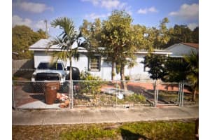 625 E 28th St, Hialeah, FL 33013, - MLS#A11761647