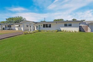 8621 NW 15th Ct, Pembroke Pines, FL 33024, Sold 08/01/25