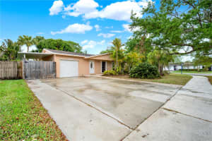 9105 SW 179th St, Palmetto Bay, FL 33157, Sold 05/16/25