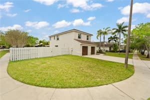 18730 NW 24th Pl, Pembroke Pines, FL 33029, Sold 05/20/25