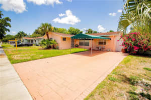 2270 NW 196th Terrace, Miami Gardens, FL 33056, - MLS#A11761944