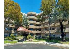 901 Colony Point Cir APT 304, Pembroke Pines, FL 33026, - MLS#A11761970