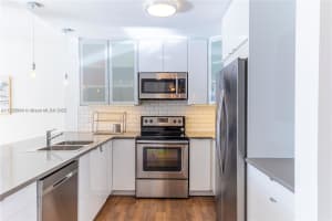 MLS# A11762004, Miami Beach, Florida 33140