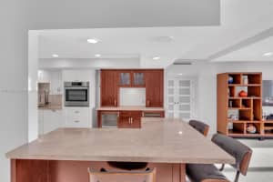 3725 S Ocean Dr APT 1024, Hollywood, FL 33019, - MLS#A11762023
