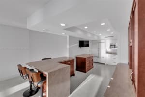3725 S Ocean Dr APT 1024, Hollywood, FL 33019, - MLS#A11762023