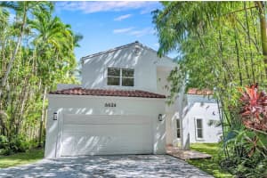 6624 Mimosa Ct, South Miami