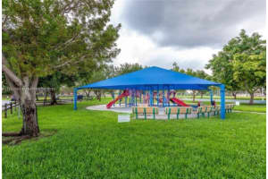 7215 SW 94th Pl APT H1, Miami, FL 33173, Sold 07/23/25
