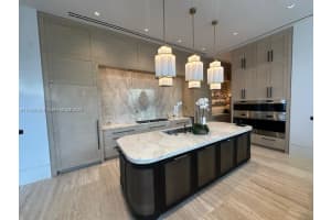 66 Lagorce Cir, Miami Beach, FL 33141, Sold 03/13/25