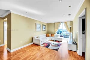 2501 Douglas Rd 301, Miami