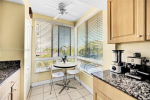 2501 Douglas Rd 301 Miami, FL 33133 - MLS#A11762112