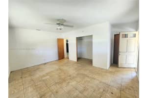 330 SW 78th Ave, Miami, FL 33144, Sold 05/02/25